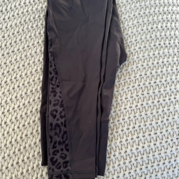 Aerie Offline Hi-Rise Leggings - Picture 2 of 5